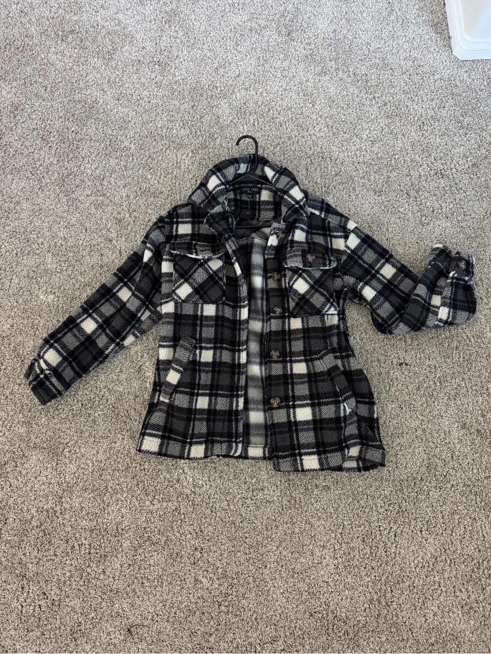 Love Tree Black & White Plaid Button-Up Jacket
